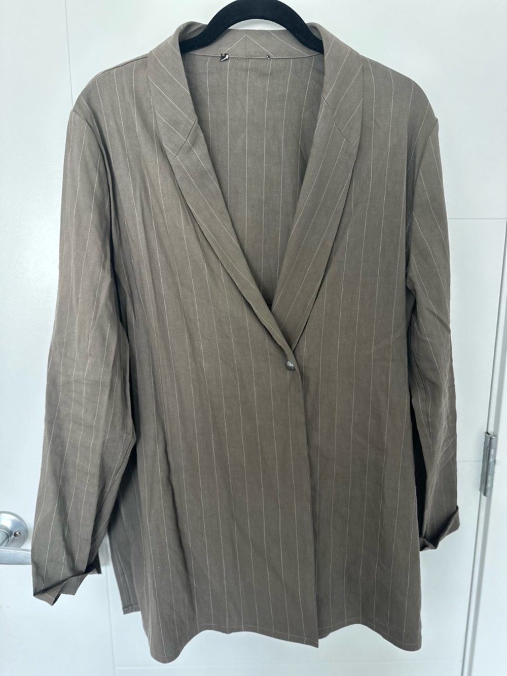 Sarah Pacini Taupe Pinstripe Relaxed Single-Button Linen Blazer